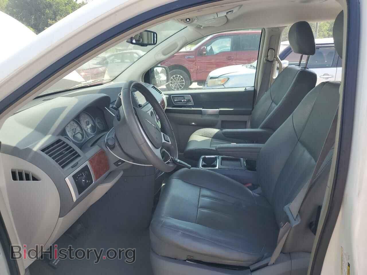 2008 CHRYSLER MINIVAN - VIN: 2A8HR54P58R844395 - Фото 7
