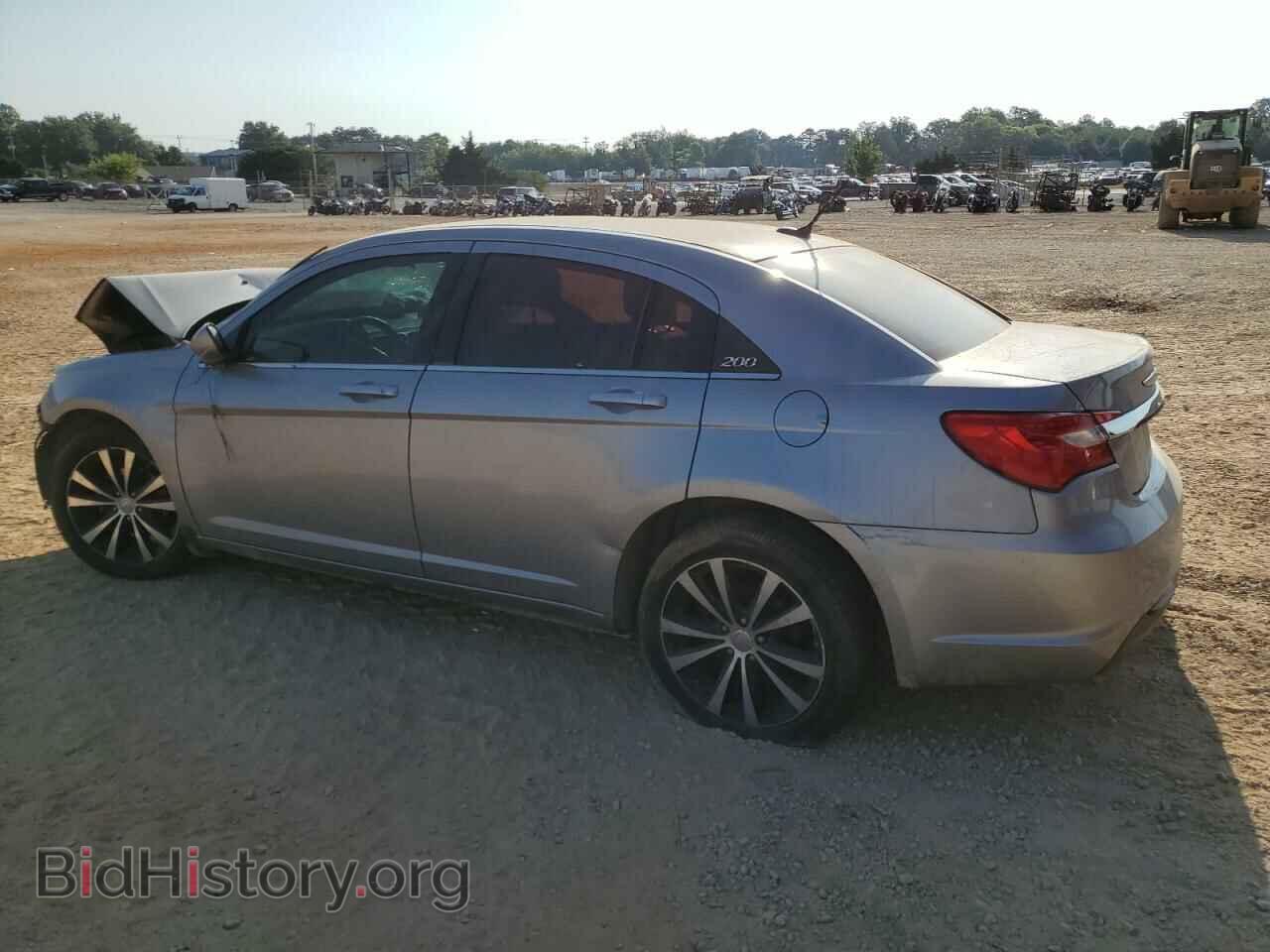 2013 CHRYSLER 200 - VIN: 1C3CCBBB5DN614909 - Фото 2
