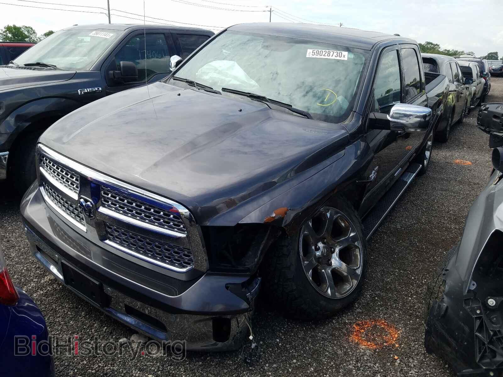 2016 RAM 1500 - VIN: 1C6RR7VM3GS315334 - Фото 2