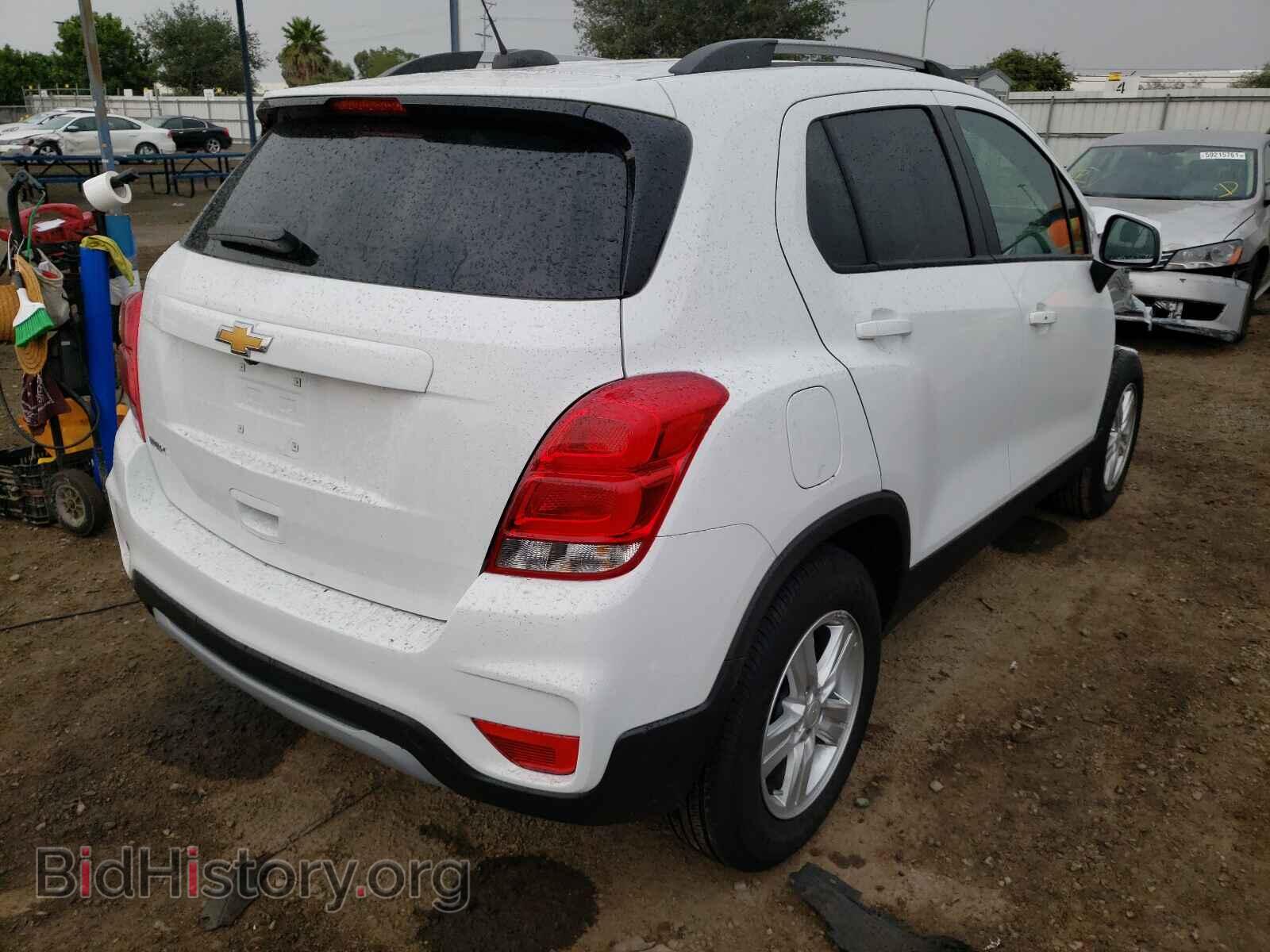 2021 CHEVROLET TRAX - VIN: KL7CJLSB9MB334593 - Фото 4