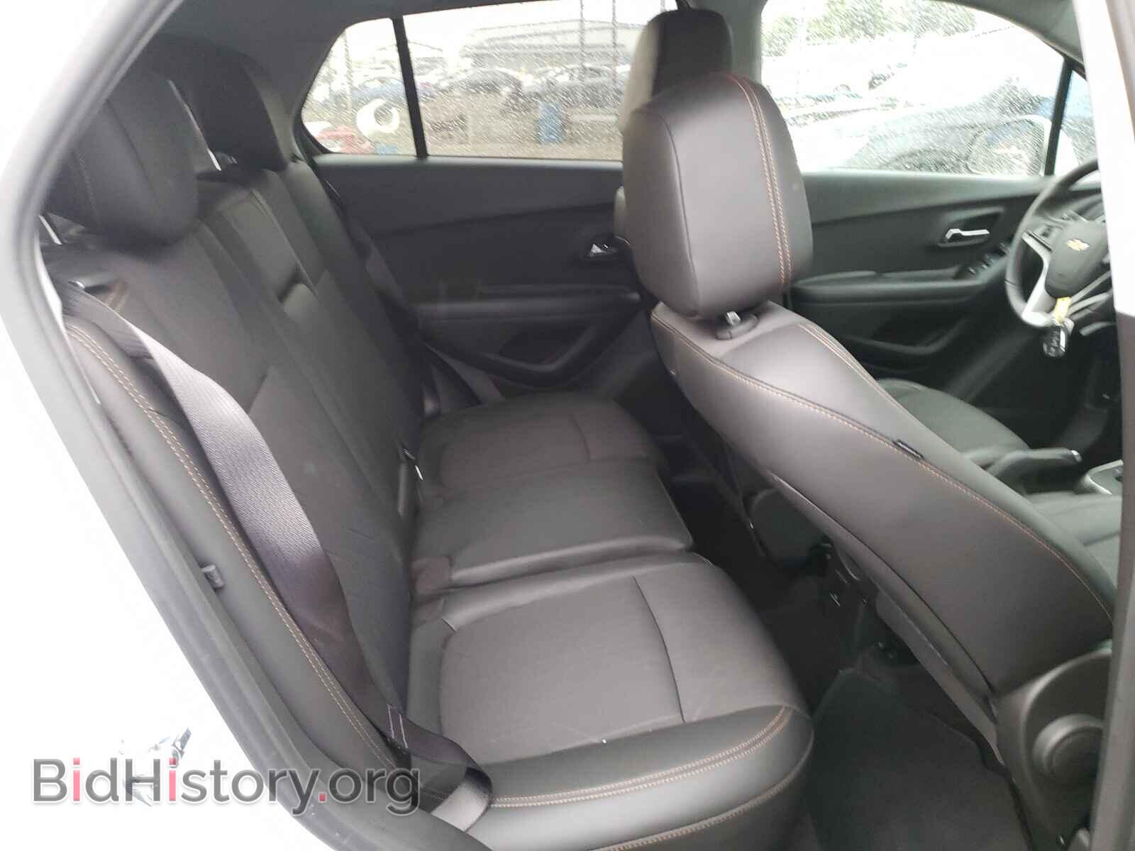 2021 CHEVROLET TRAX - VIN: KL7CJLSB9MB334593 - Фото 6