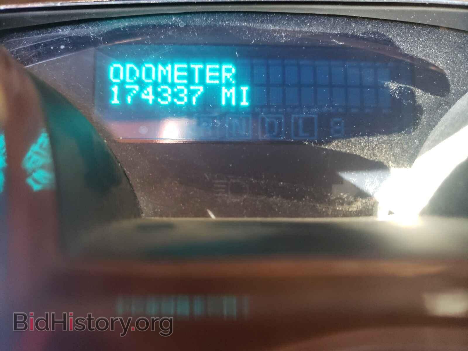 2011 BUICK ENCLAVE - VIN: 5GAKRCEDXBJ175303 - Фото 8