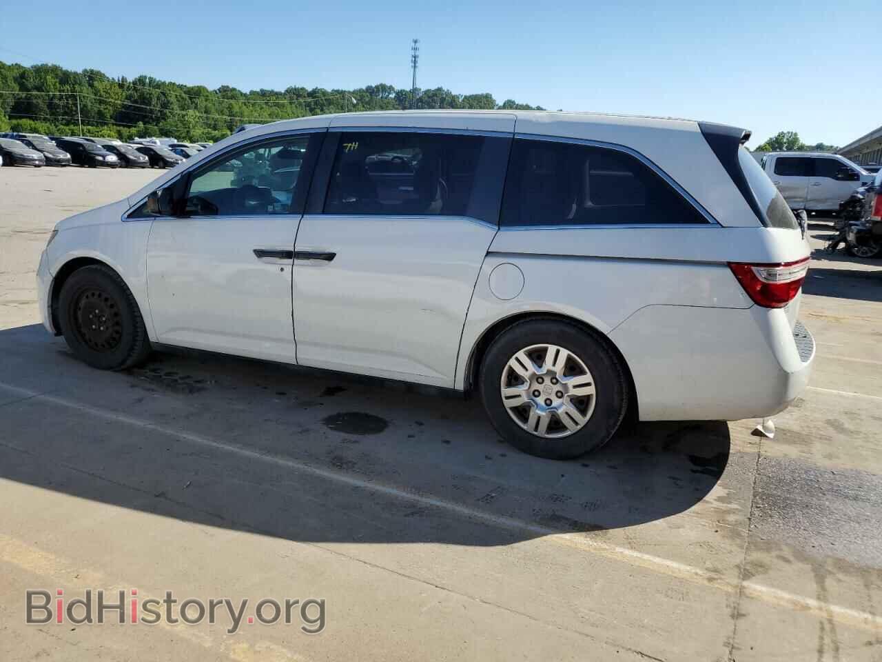 2011 HONDA All Models - VIN: 5FNRL5H2XBB073754 - Фото 2