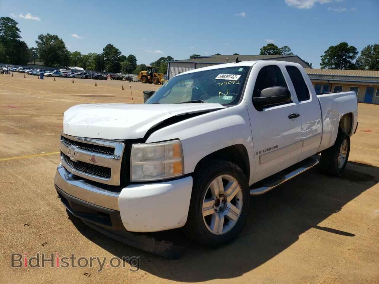 2008 CHEVROLET SILVERADO - VIN: 2GCEC19J481319092 - Фото 2