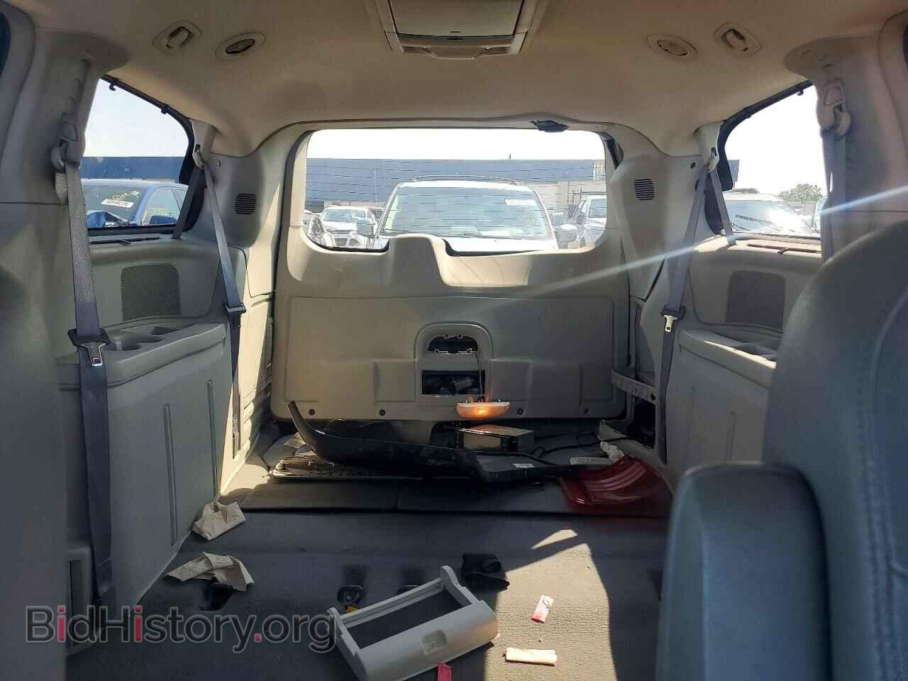 2008 CHRYSLER MINIVAN - VIN: 2A8HR54P58R721695 - Фото 9