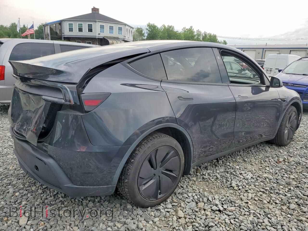 2026 TESLA MODEL Y - VIN: 7SAYGDED5TF376770 - Photo 3