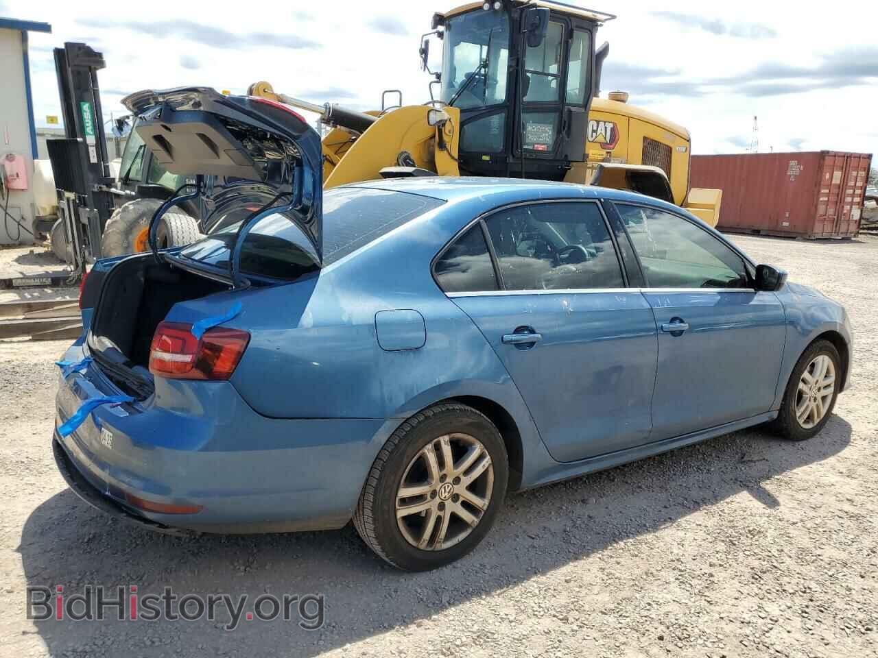 2017 VOLKSWAGEN JETTA - VIN: 3VW2B7AJ5HM303784 - Фото 3