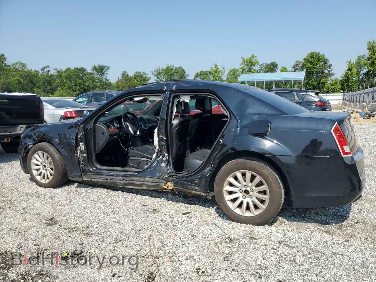 2014 CHRYSLER 300 - VIN: 2C3CCAAG2EH273132 - Фото 2