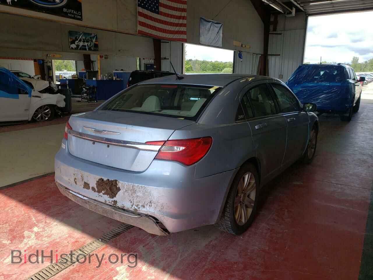 2013 CHRYSLER 200 - VIN: 1C3CCBBB3DN571106 - Фото 4