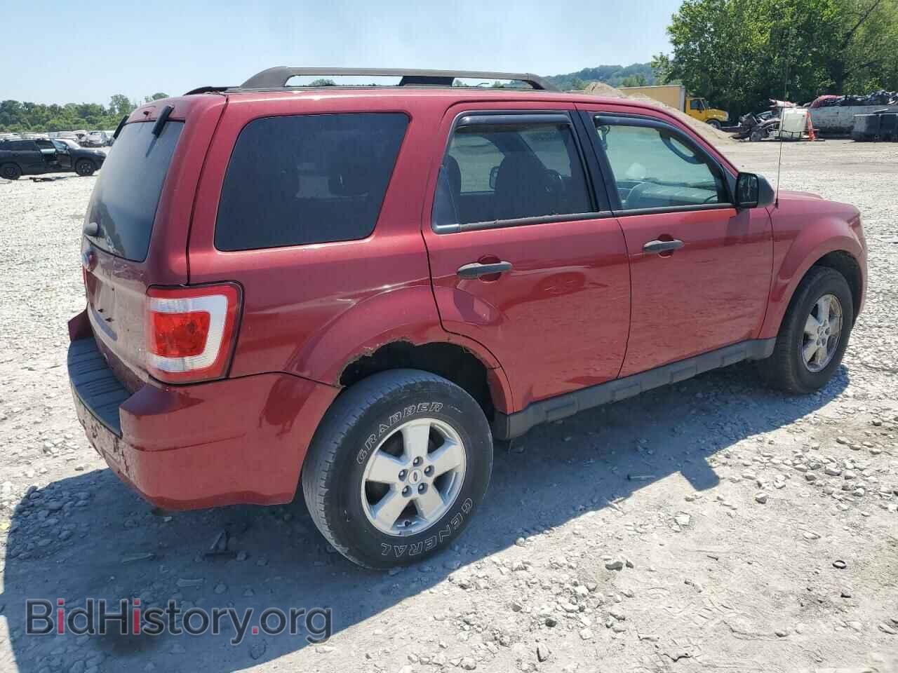 2011 FORD ESCAPE - VIN: 1FMCU0D78BKA05491 - Фото 3