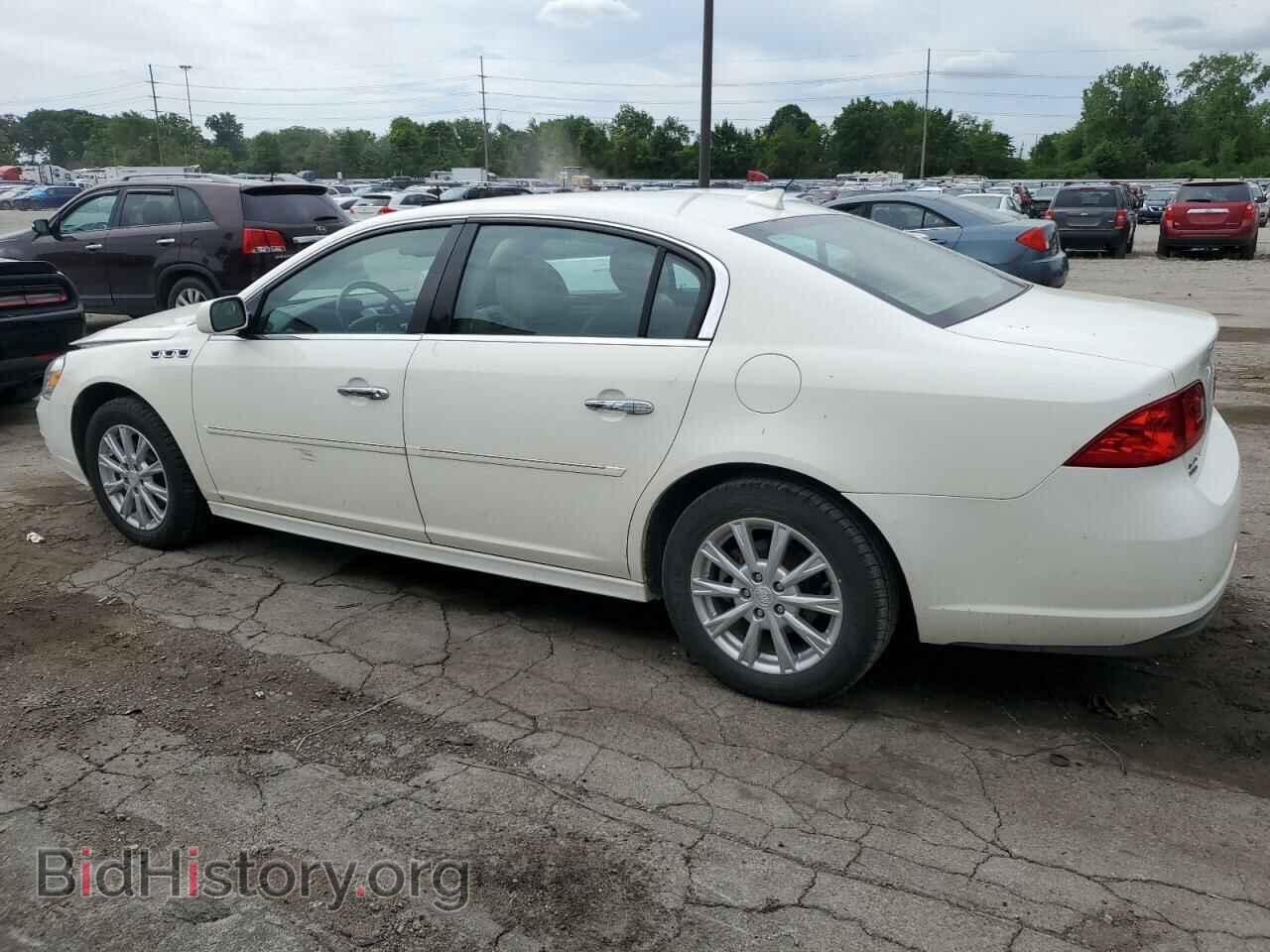 2011 BUICK LUCERNE - VIN: 1G4HC5EMXBU150935 - Фото 2