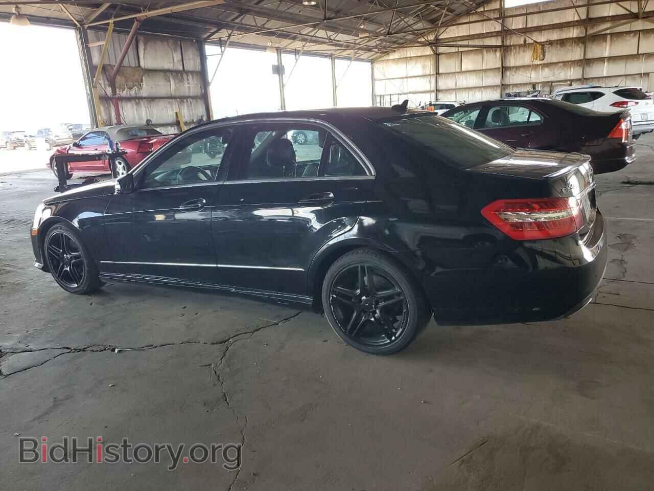 2011 MERCEDES-BENZ E-CLASS - VIN: WDDHF5GB7BA332204 - Фото 2