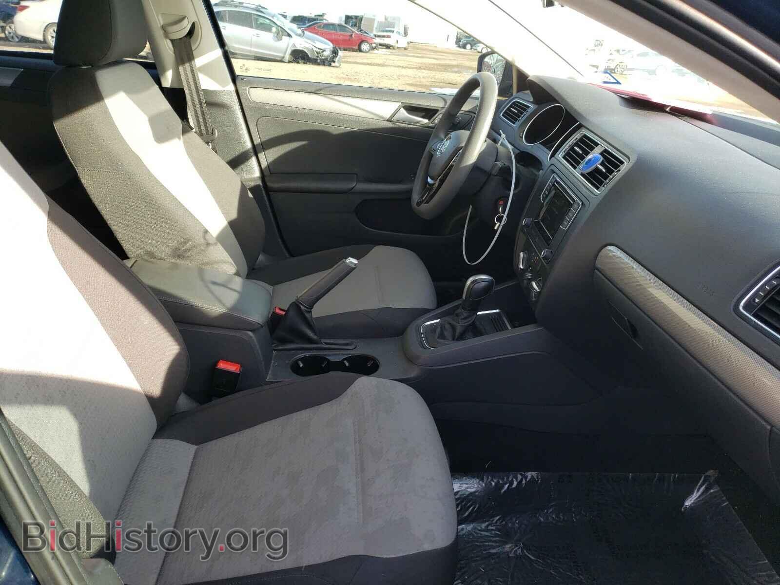 2017 VOLKSWAGEN JETTA - VIN: 3VW2B7AJXHM288571 - Фото 5