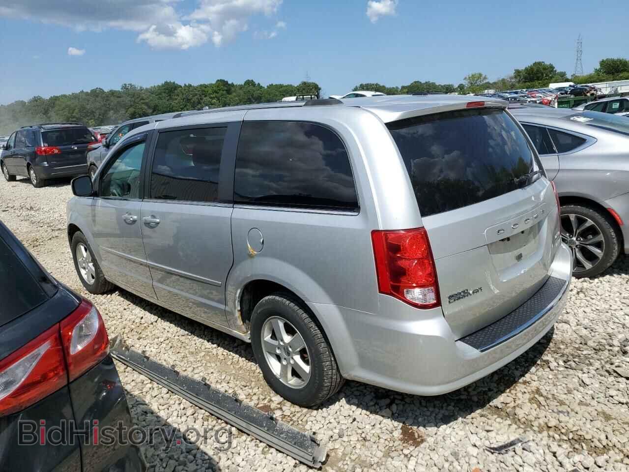 2011 DODGE CARAVAN - VIN: 2D4RN5DG3BR661627 - Photo 2