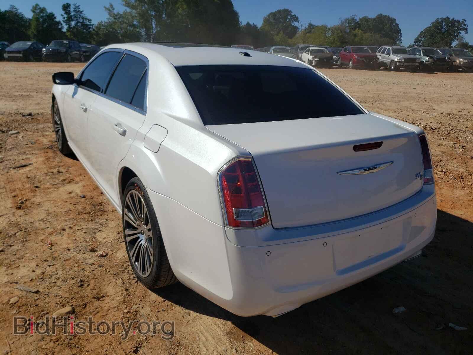 2013 CHRYSLER 300 - VIN: 2C3CCABG4DH709945 - Фото 3