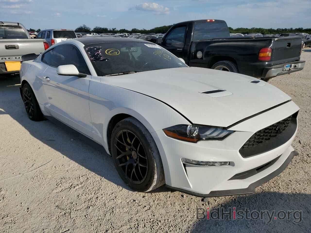 Photo 1FA6P8TH4J5159507 - FORD MUSTANG 2018