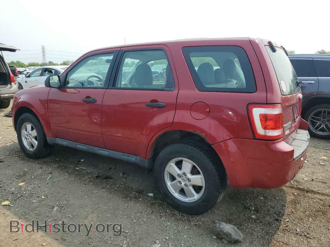 2011 FORD ESCAPE - VIN: 1FMCU0C75BKA53581 - Фото 2