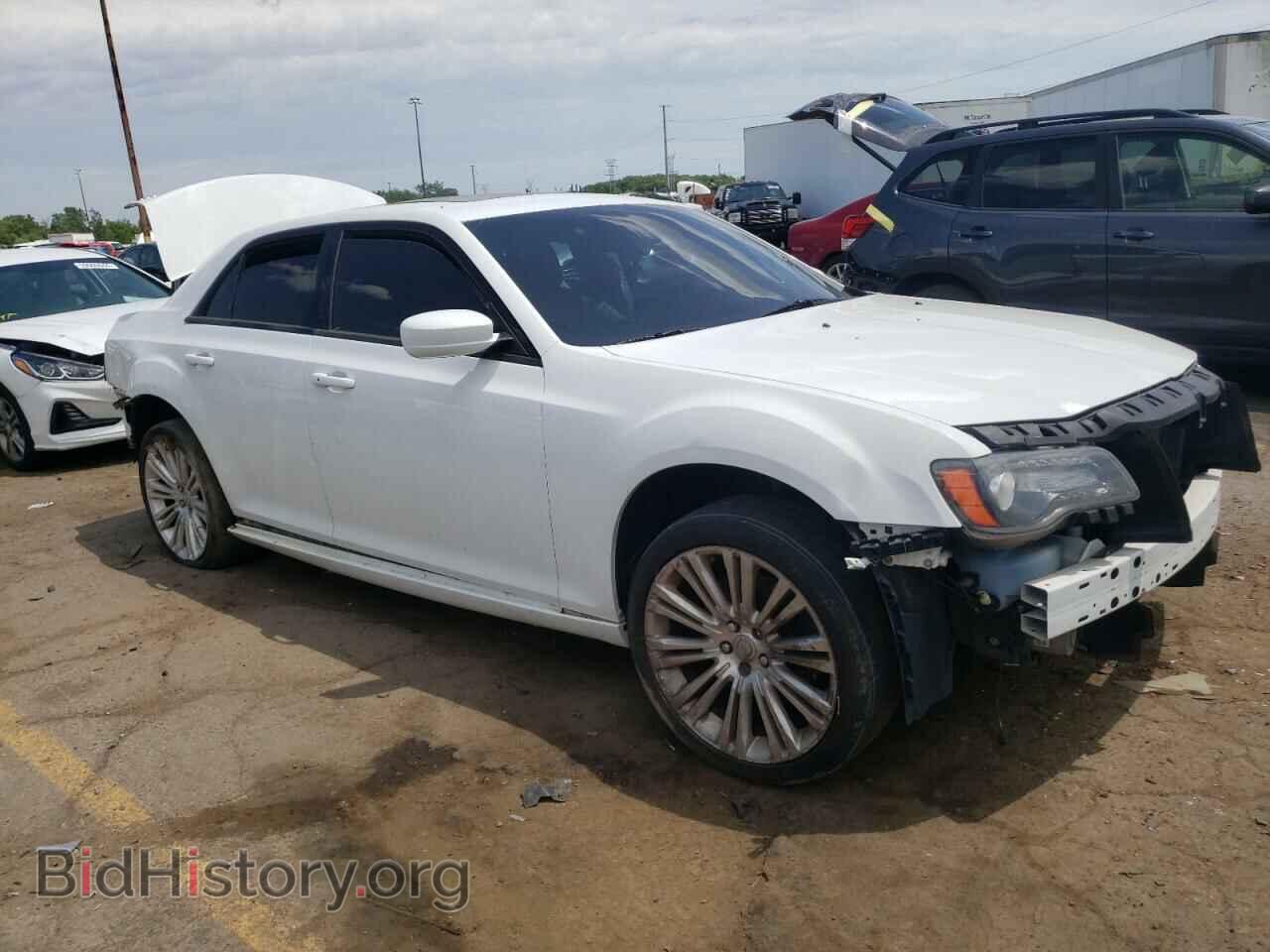 2014 CHRYSLER 300 - VIN: 2C3CCAGG9EH361604 - Фото 4