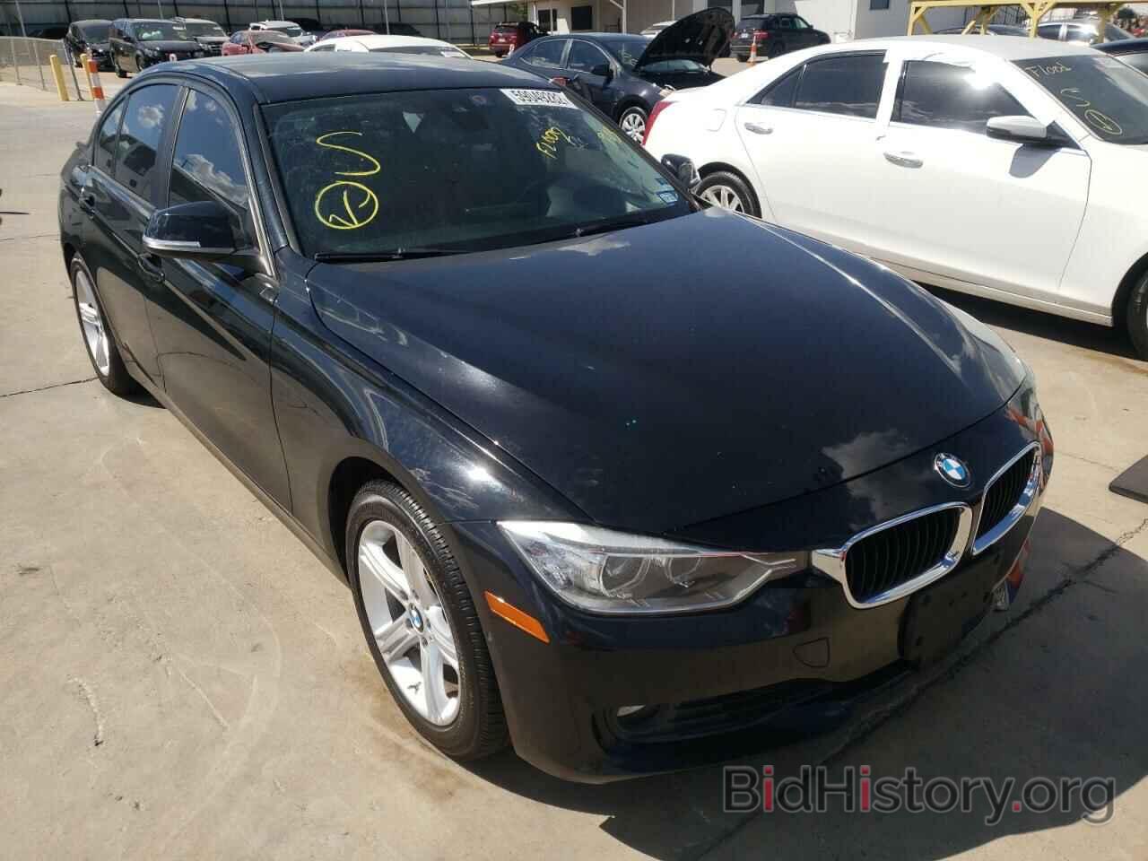 Photo WBA3A5C56DF603632 - BMW 3 SERIES 2013