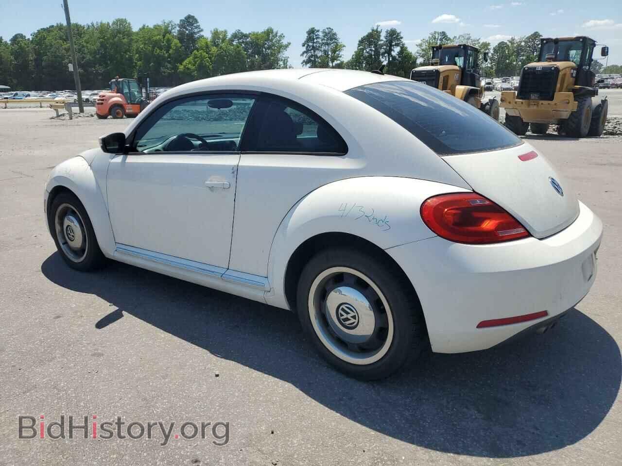2012 VOLKSWAGEN BEETLE - VIN: 3VWJP7ATXCM628759 - Фото 2