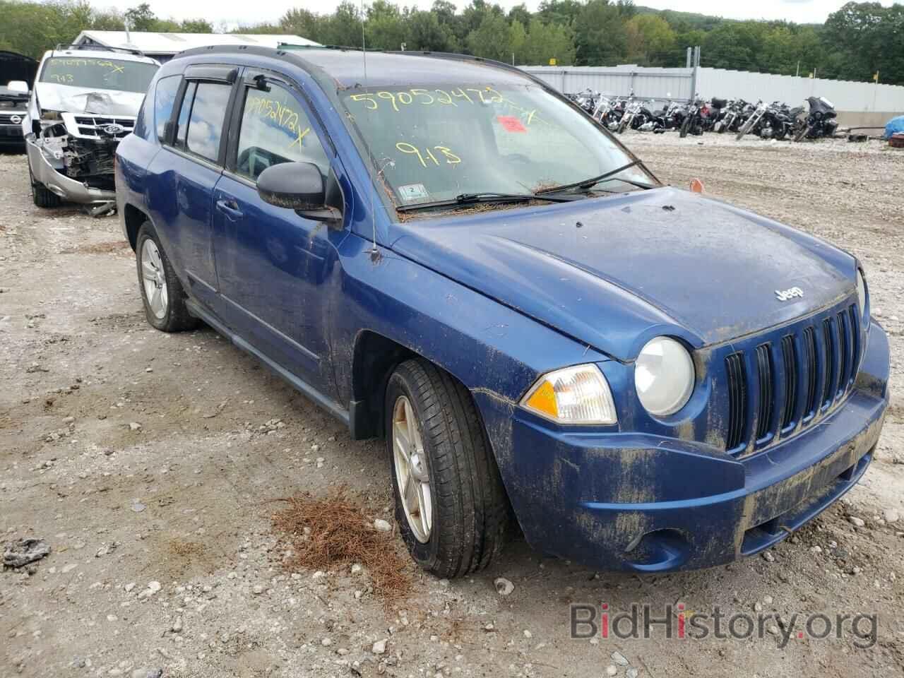 Photo 1J4NF4FB0AD560108 - JEEP COMPASS 2010