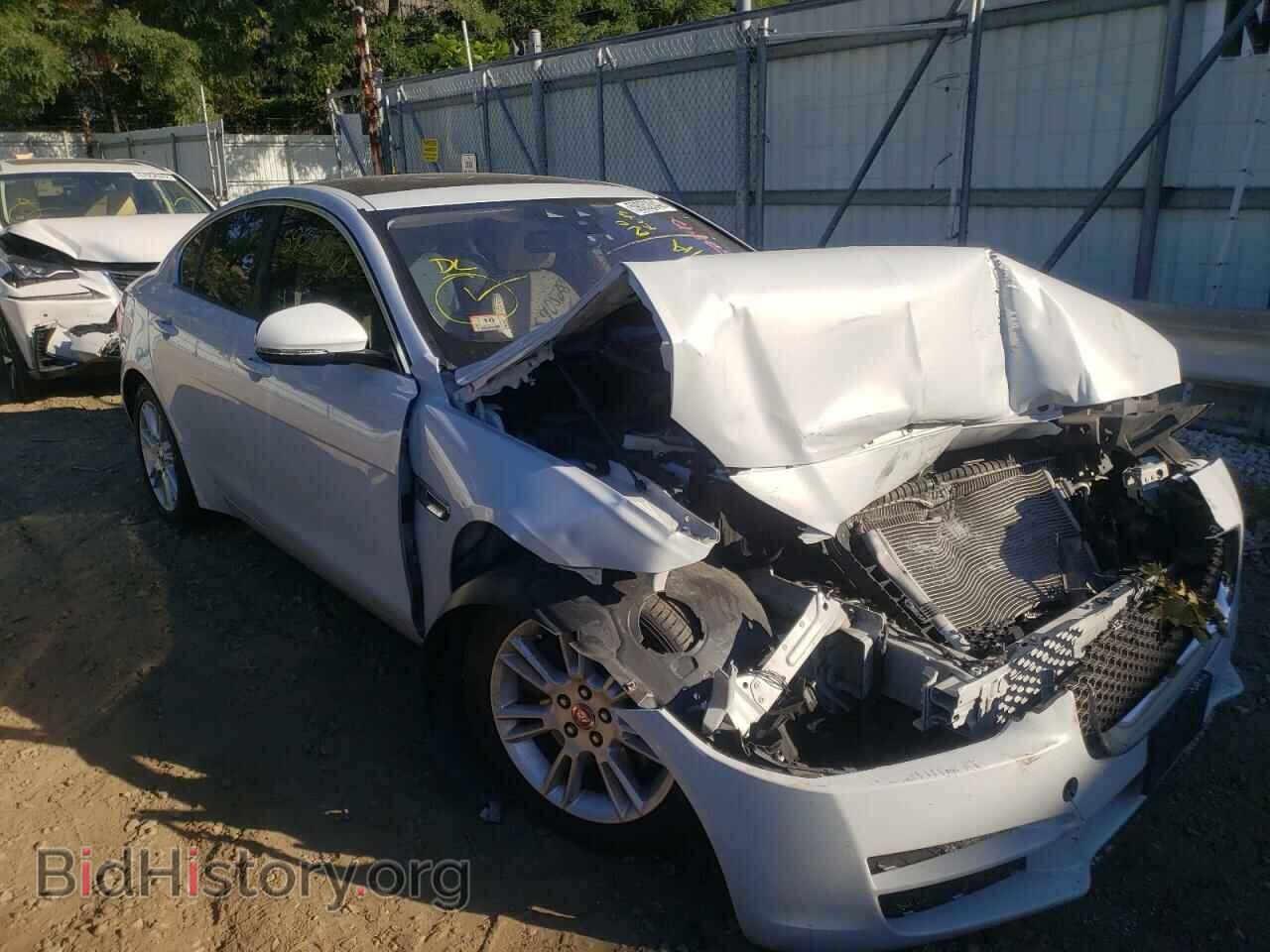 Photo SAJAD4BG3HA948586 - JAGUAR XE 2017