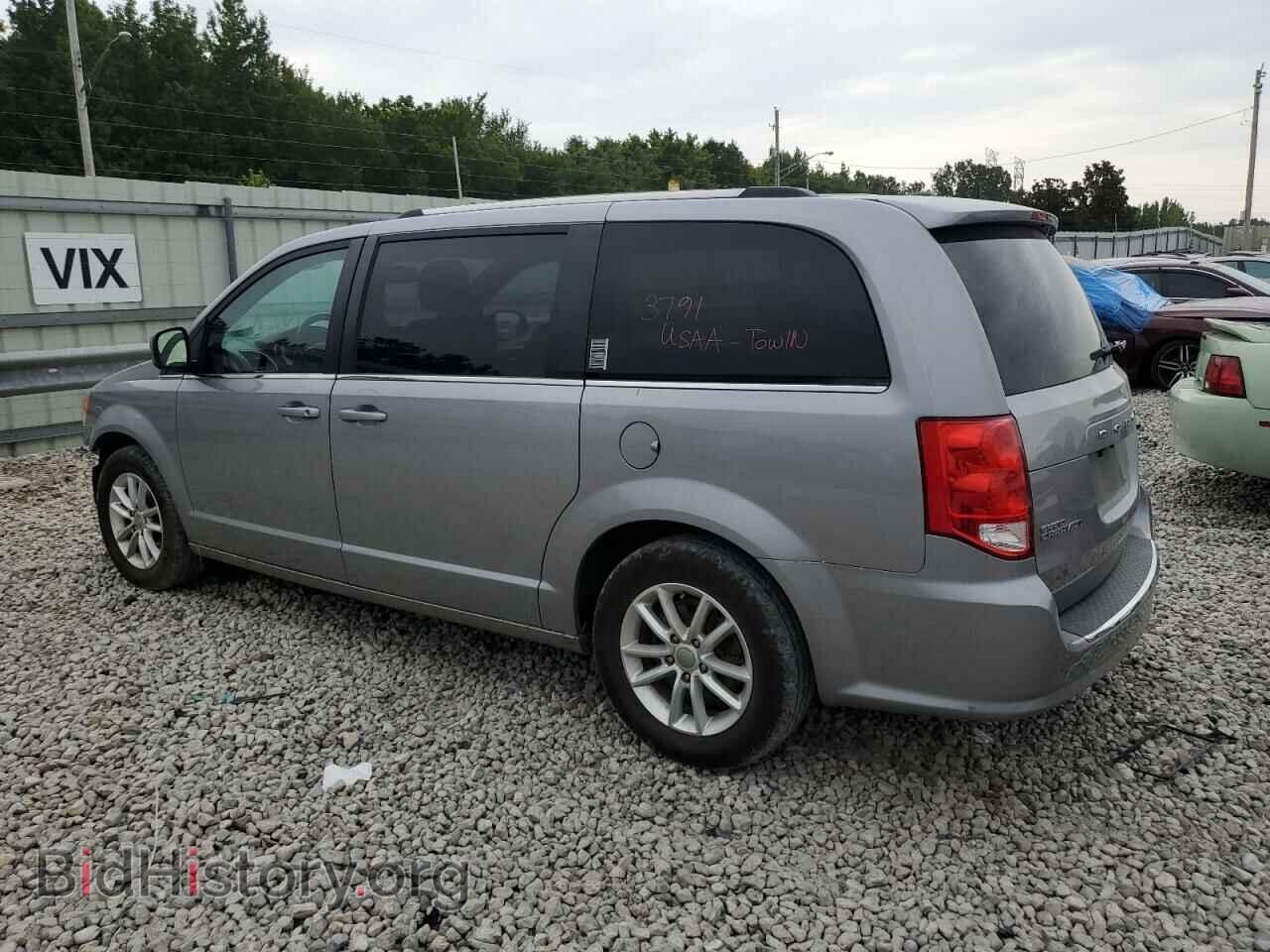 2018 DODGE CARAVAN - VIN: 2C4RDGCG6JR327751 - Фото 2