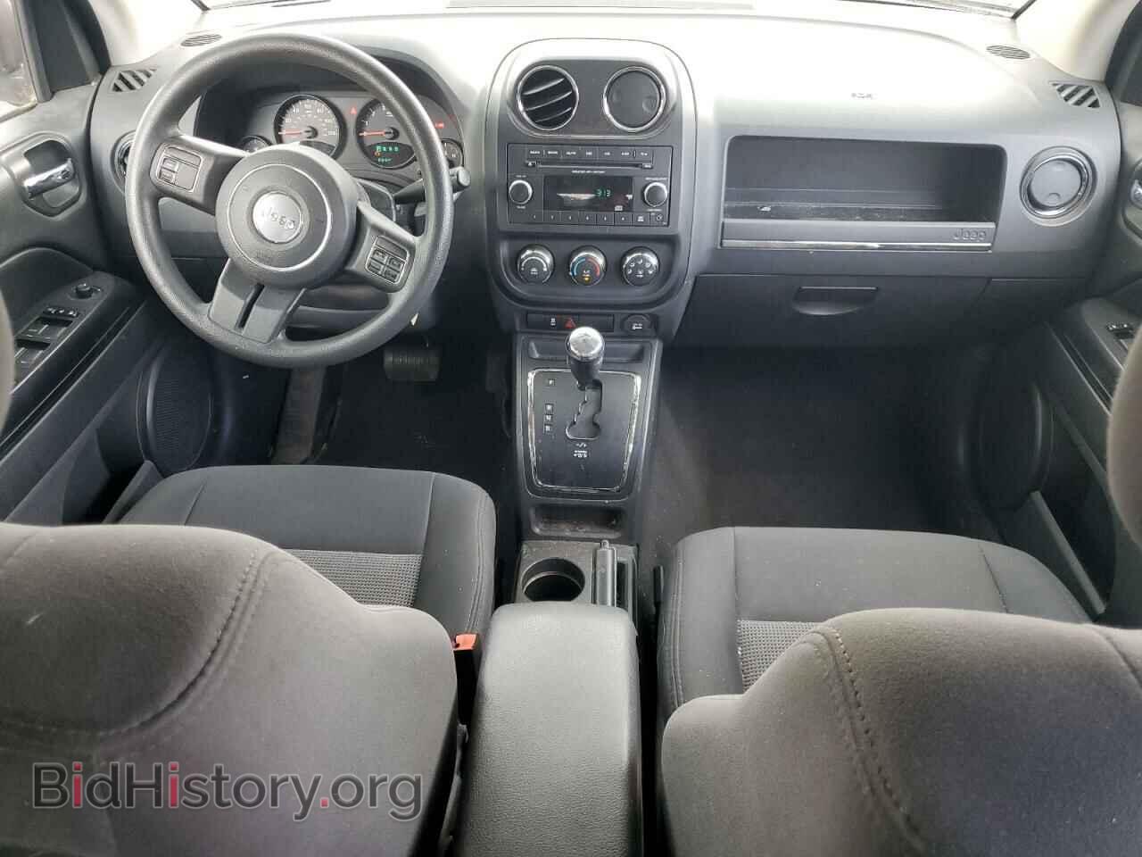 2012 JEEP COMPASS - VIN: 1C4NJDBB6CD635424 - Photo 8