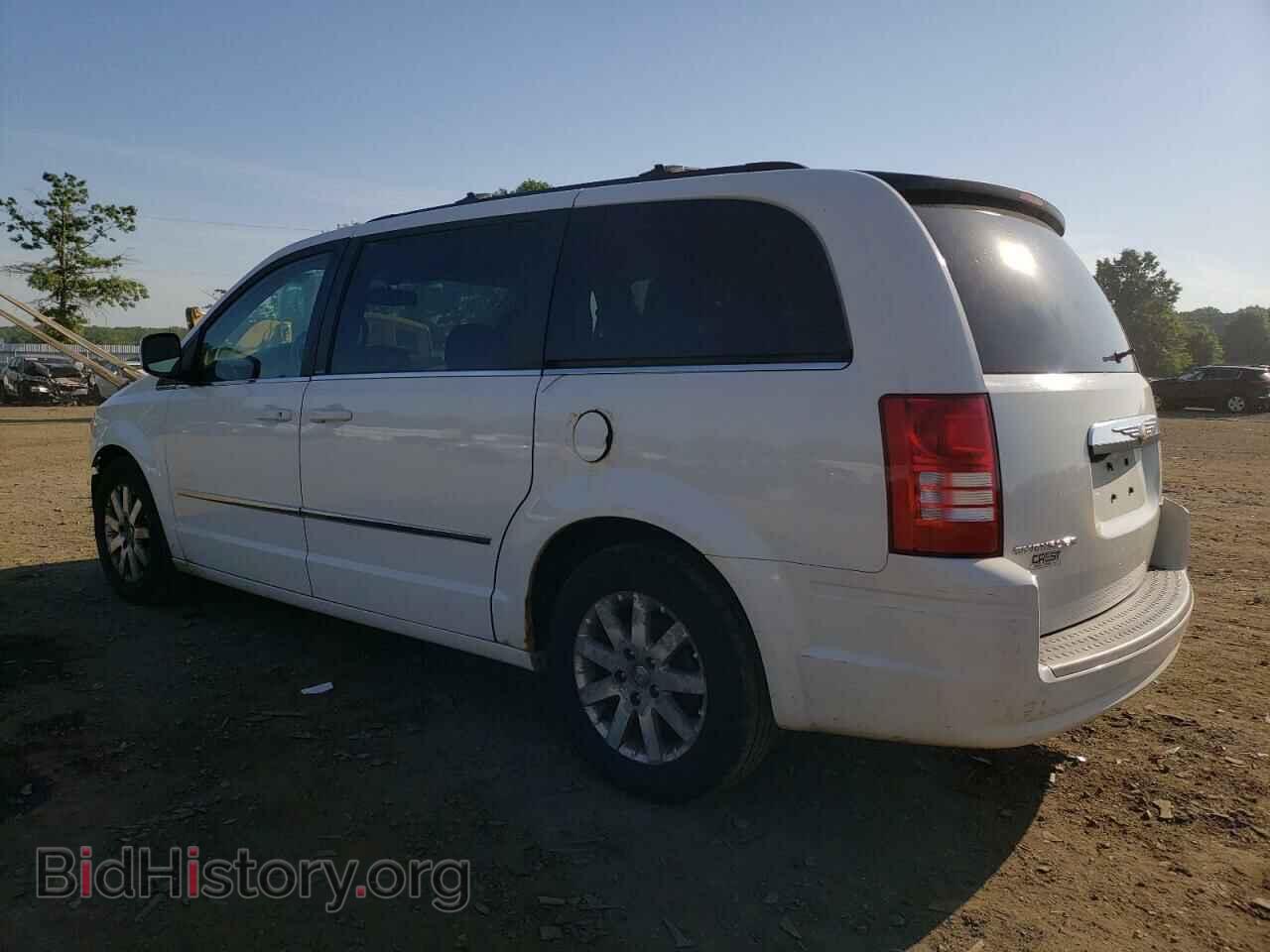 2009 CHRYSLER MINIVAN - VIN: 2A8HR54159R542778 - Фото 2