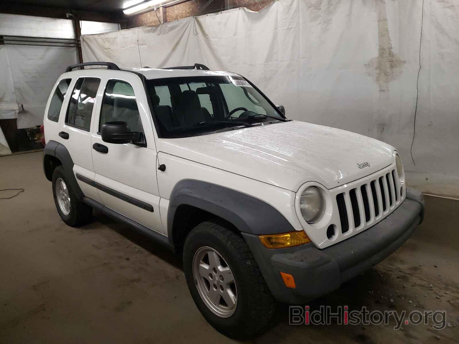 Photo 1J4GL48K47W513904 - JEEP LIBERTY 2007