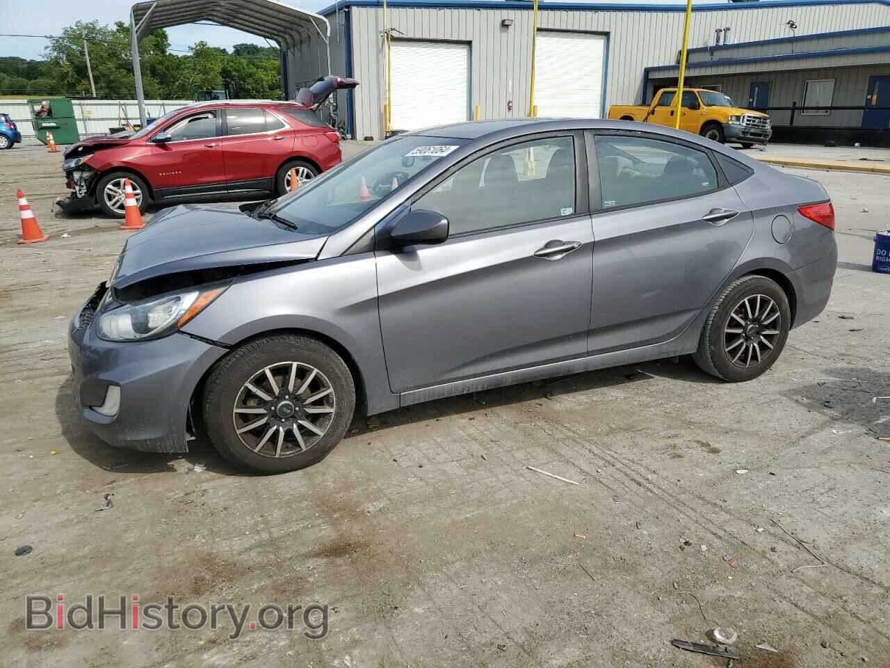 Фотография KMHCU4AEXDU468962 - HYUNDAI ACCENT 2013