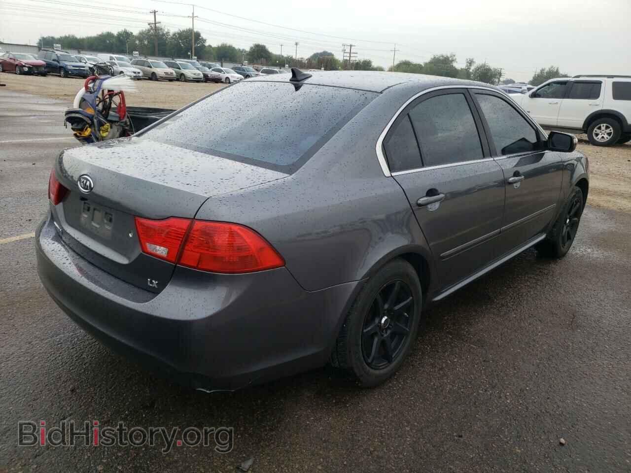 2009 KIA OPTIMA - VIN: KNAGE228095297864 - Фото 4