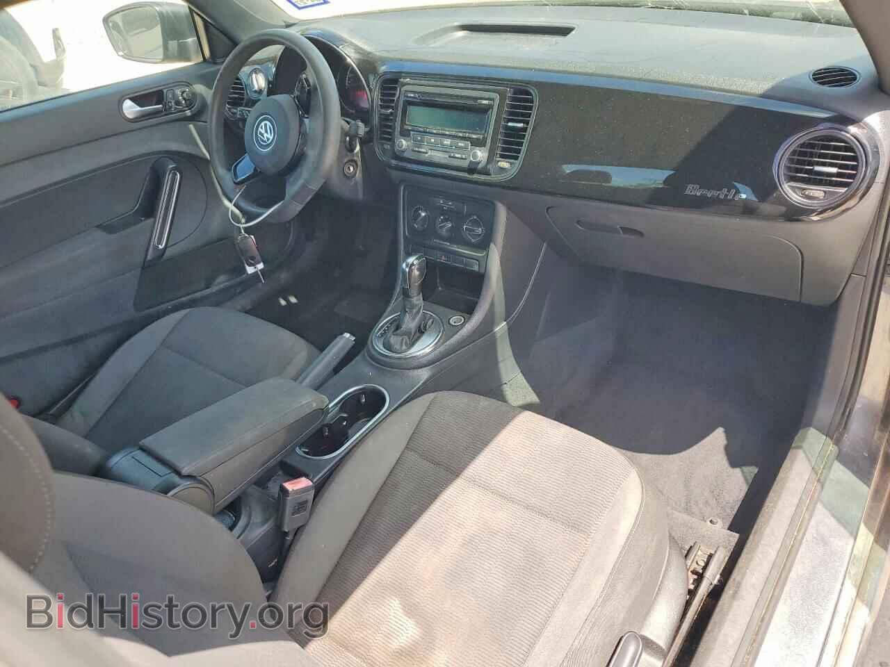 2014 VOLKSWAGEN BEETLE - VIN: 3VWFP7AT0EM606701 - Фото 8
