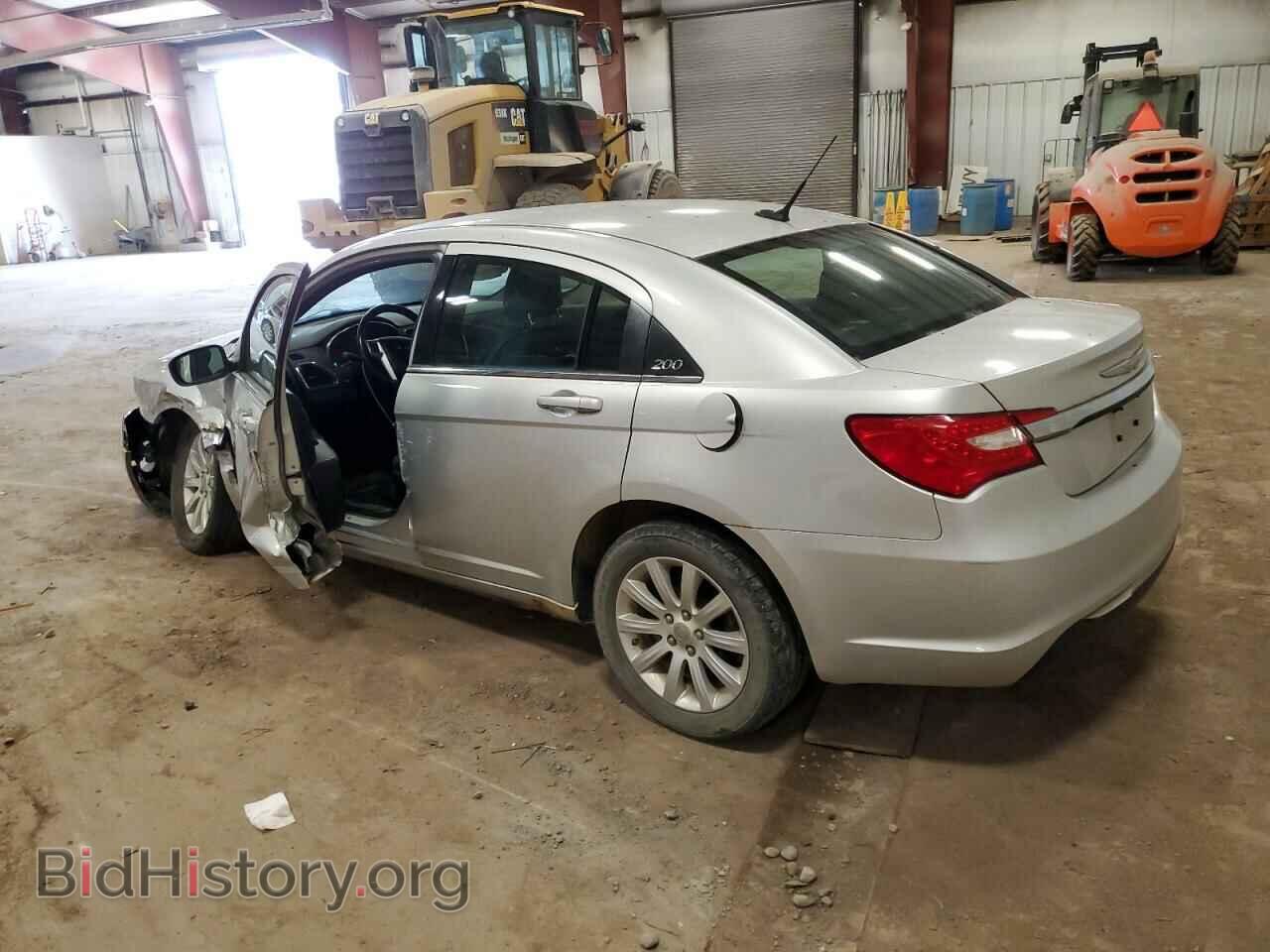 2011 CHRYSLER 200 - VIN: 1C3BC1FB4BN527838 - Фото 2