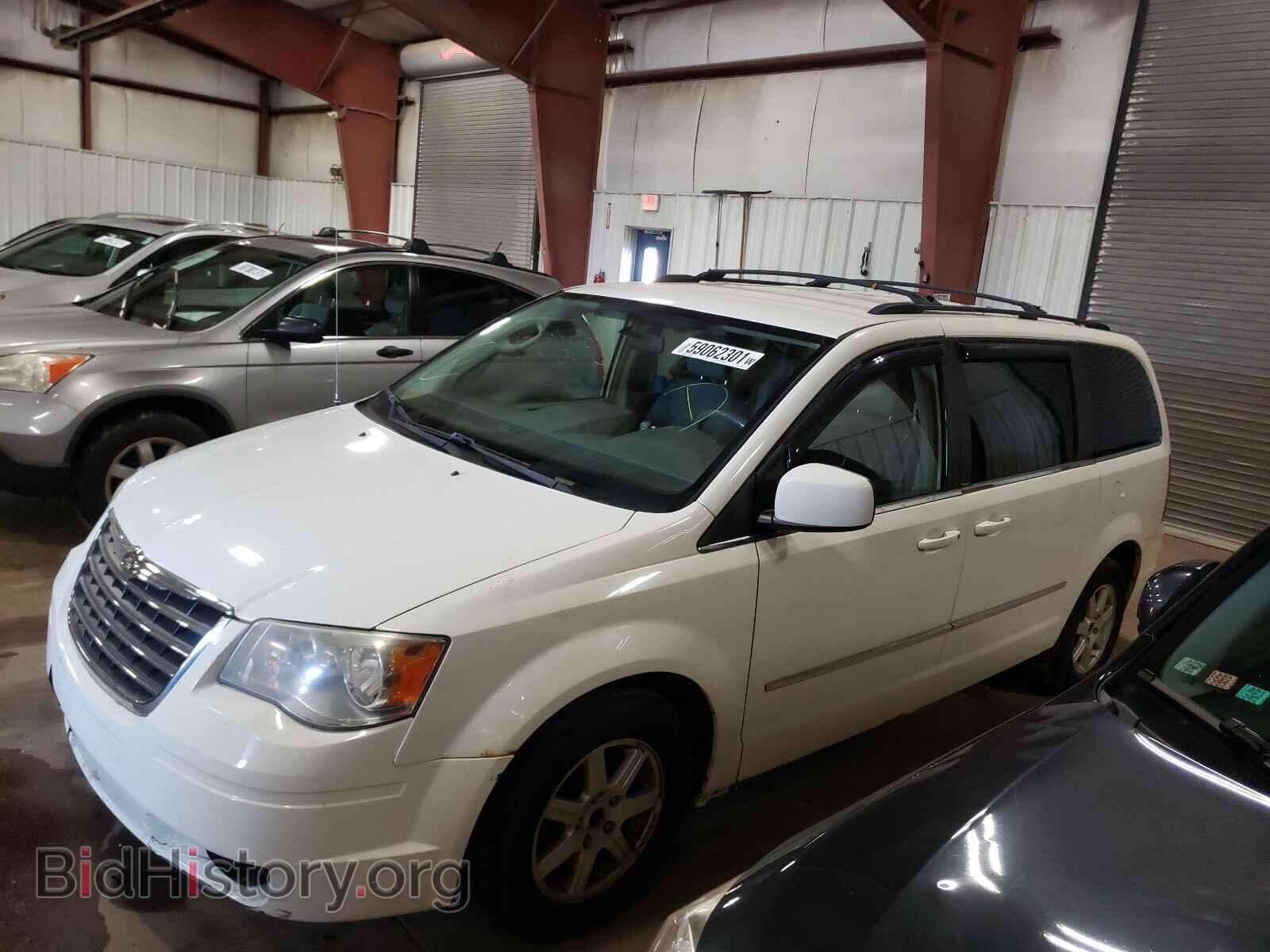 2010 CHRYSLER MINIVAN - VIN: 2A4RR5D16AR350778 - Фото 2