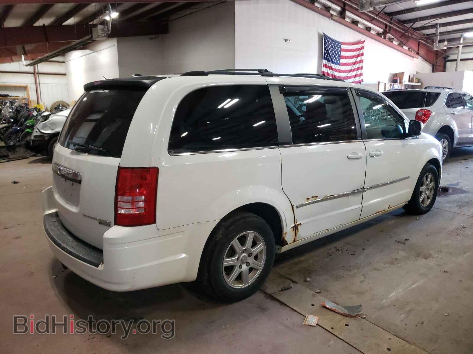 2010 CHRYSLER MINIVAN - VIN: 2A4RR5D16AR350778 - Фото 4