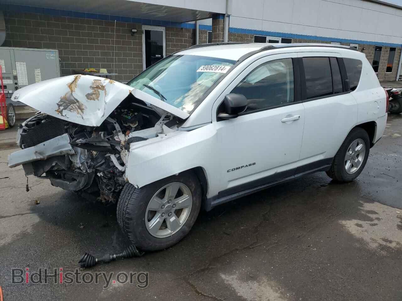 Фотография 1C4NJCBA3FD185494 - JEEP COMPASS 2015
