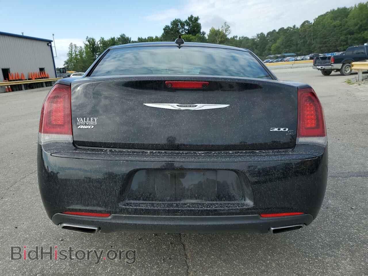 2016 CHRYSLER 300 - VIN: 2C3CCAGG4GH305055 - Фото 6