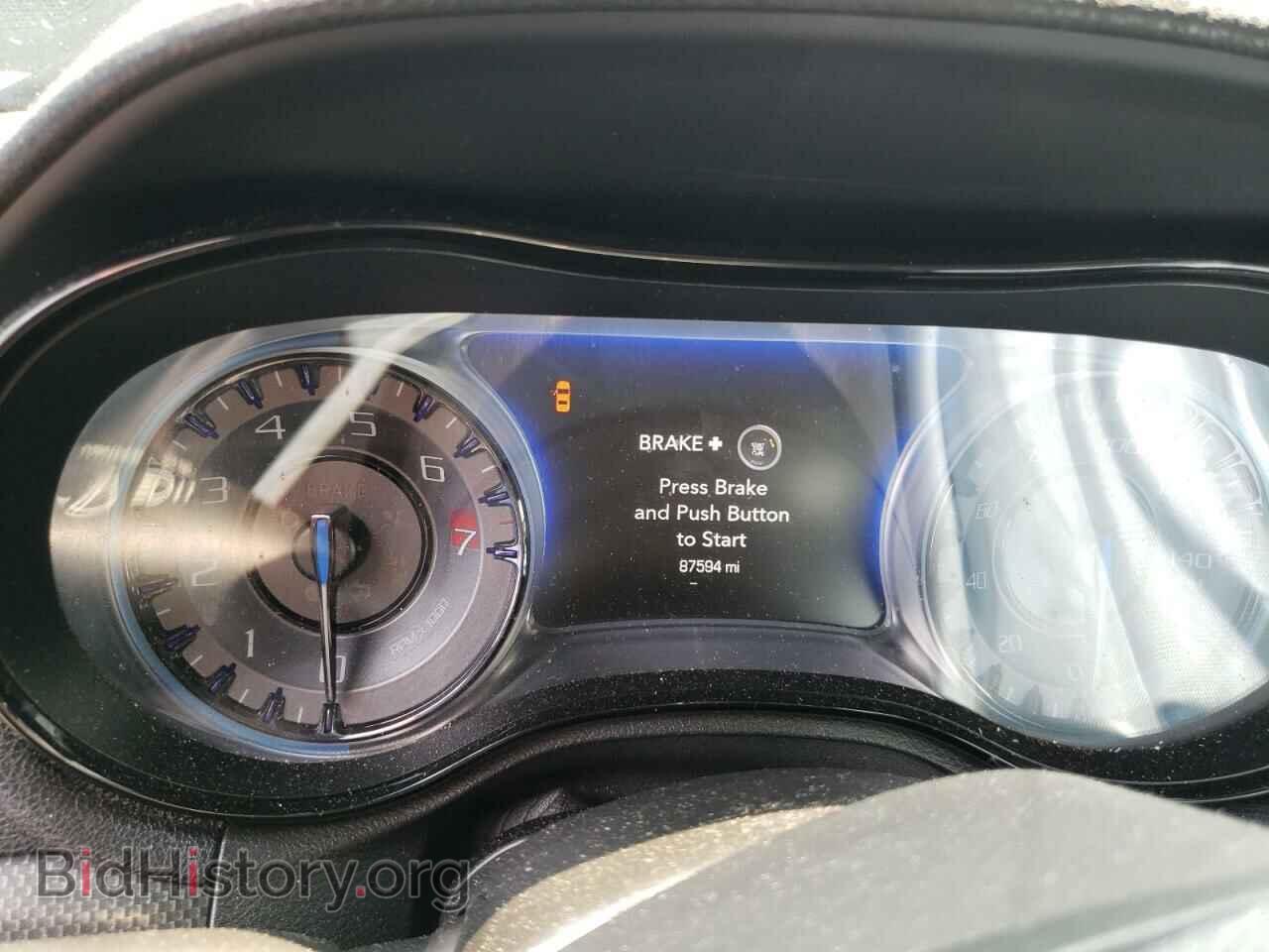 2016 CHRYSLER 300 - VIN: 2C3CCAGG4GH305055 - Фото 9