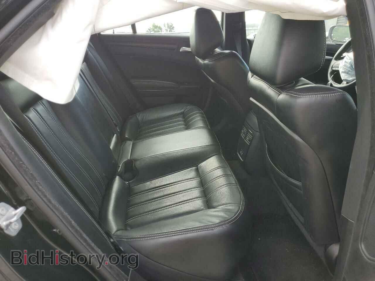 2016 CHRYSLER 300 - VIN: 2C3CCAGG4GH305055 - Фото 10