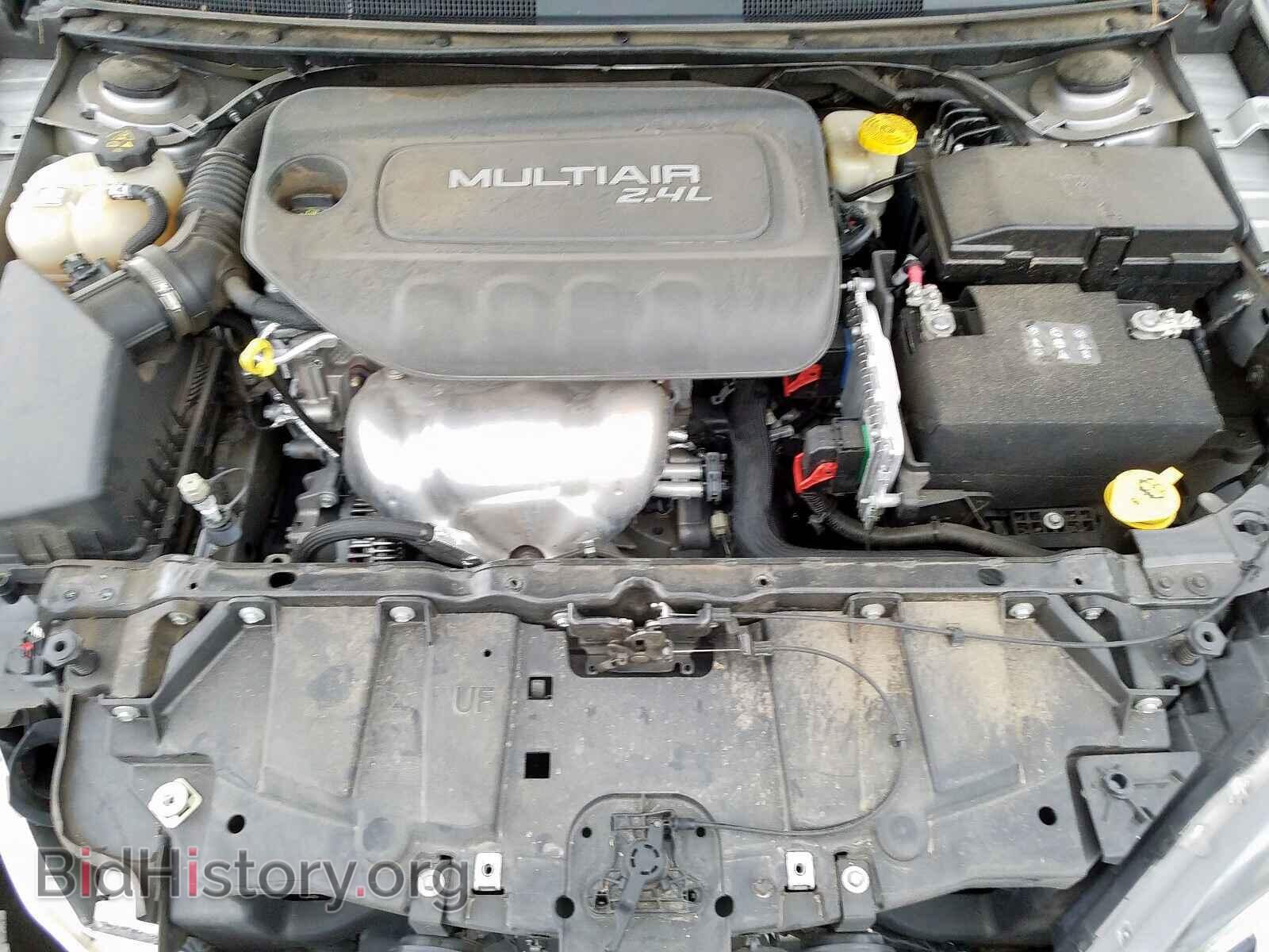 2016 CHRYSLER 200 - VIN: 1C3CCCABXGN110920 - Фото 7
