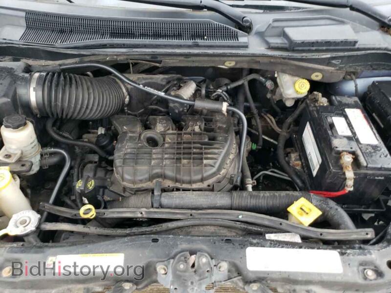 2011 Chrysler MINIVAN (VIN 2A4RR8DG6BR750847) — photo 12 of 14