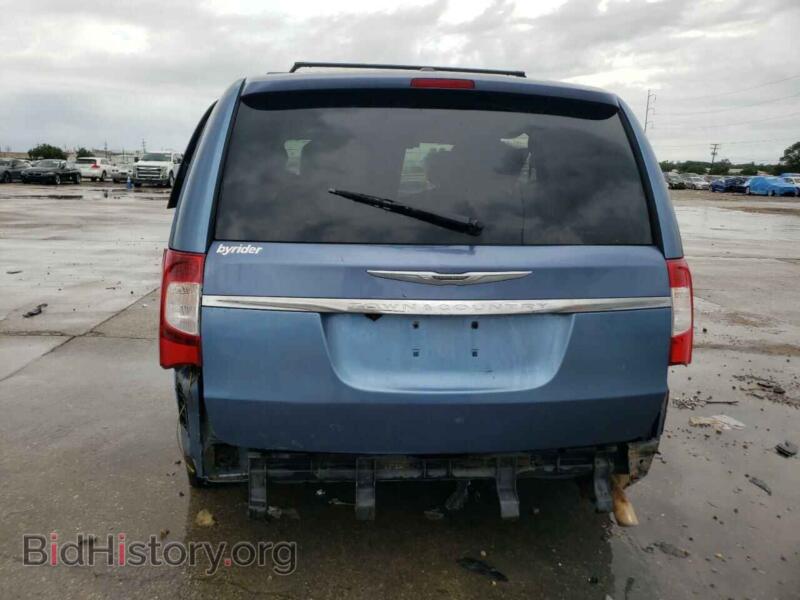 2011 Chrysler MINIVAN (VIN 2A4RR8DG6BR750847) — photo 6 of 14