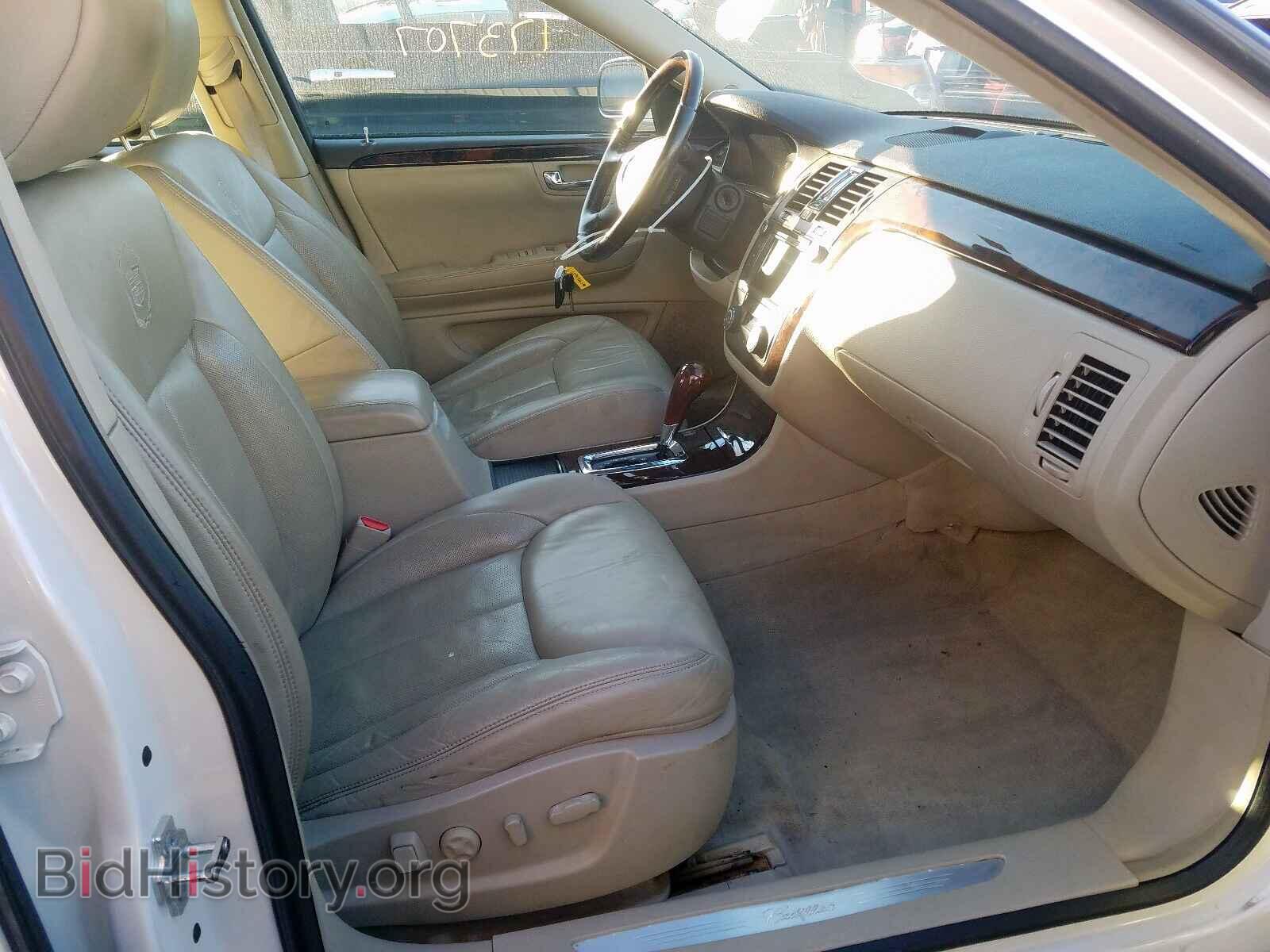 2011 CADILLAC DTS - VIN: 1G6KH5E61BU123462 - Фото 5