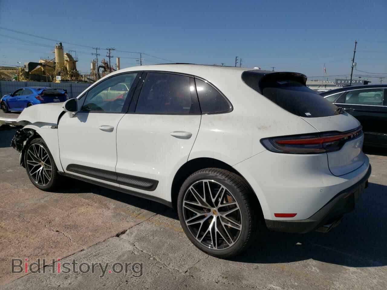 2023 PORSCHE MACAN BASE - VIN: WP1AA2A54PLB10418 - Photo 2