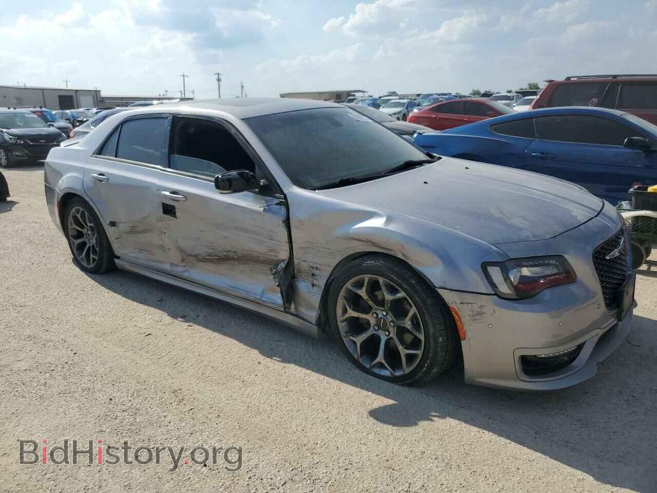 2018 CHRYSLER 300 - VIN: 2C3CCABG8JH244601 - Фото 4