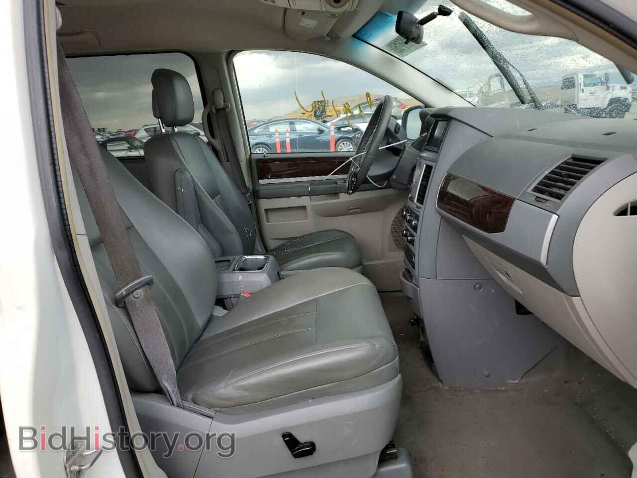 2010 CHRYSLER MINIVAN - VIN: 2A4RR5DX2AR351379 - Фото 5