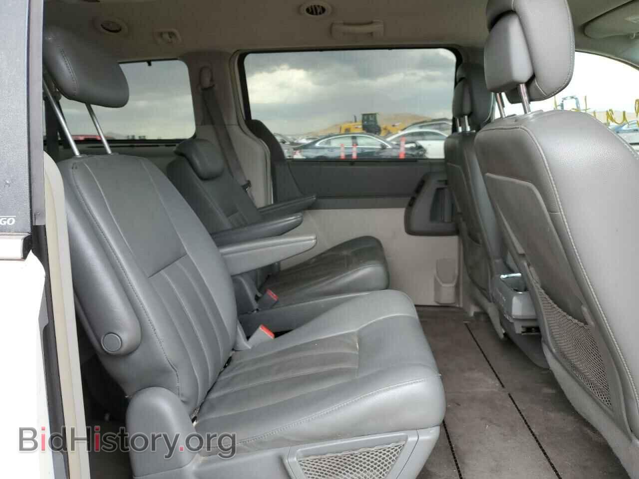 2010 CHRYSLER MINIVAN - VIN: 2A4RR5DX2AR351379 - Фото 6