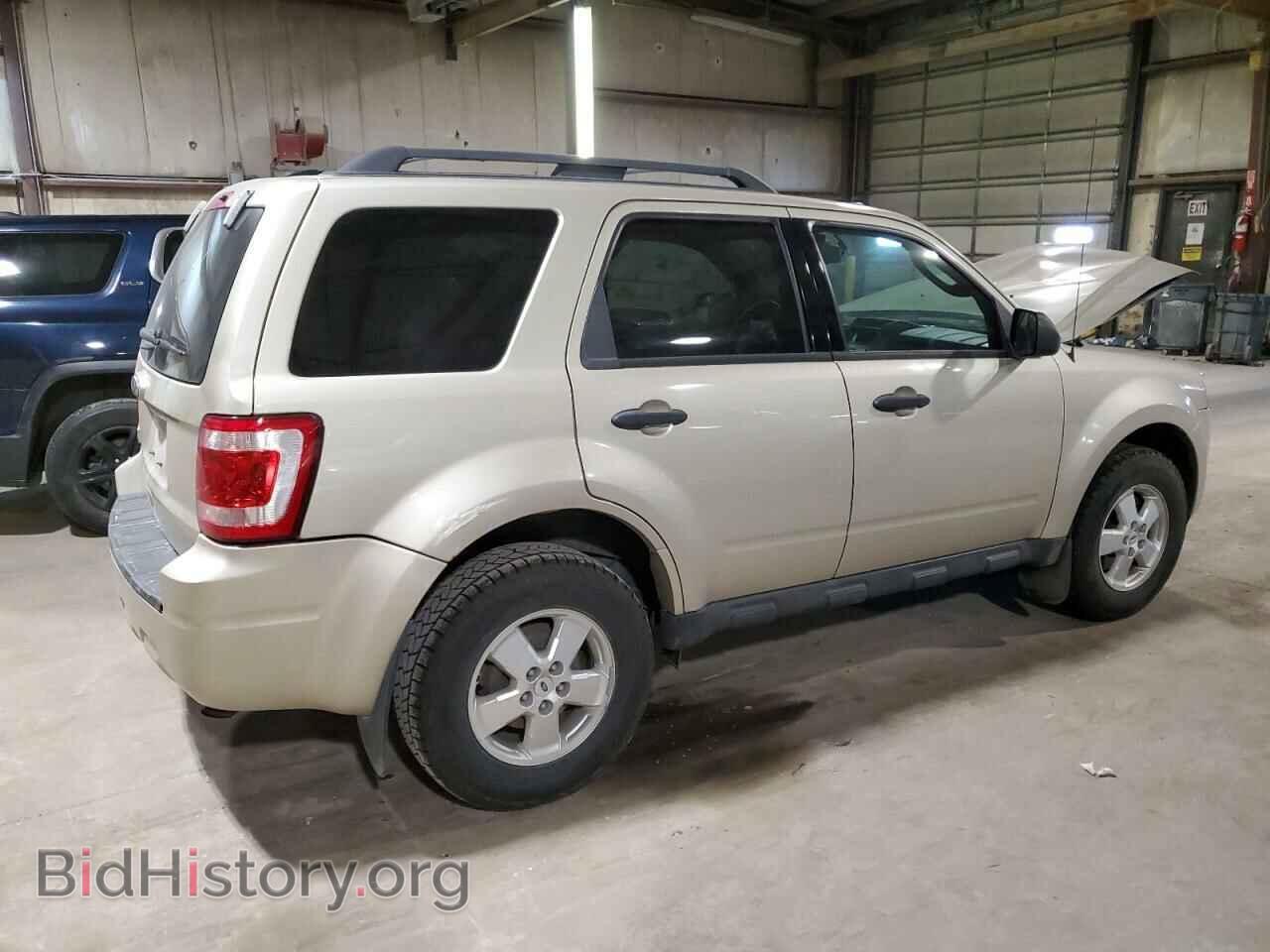 2011 FORD ESCAPE - VIN: 1FMCU9D71BKC38813 - Photo 3