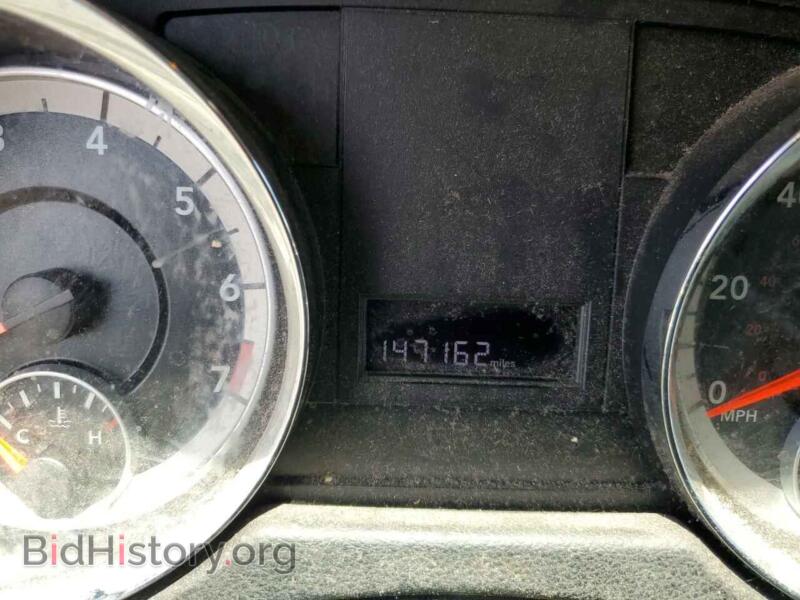 2011 Dodge CARAVAN (VIN 2D4RN3DG4BR646106) — фото 9 из 13